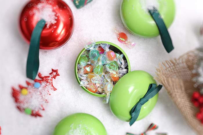 蘋(píng)果形狀糖果鐵盒